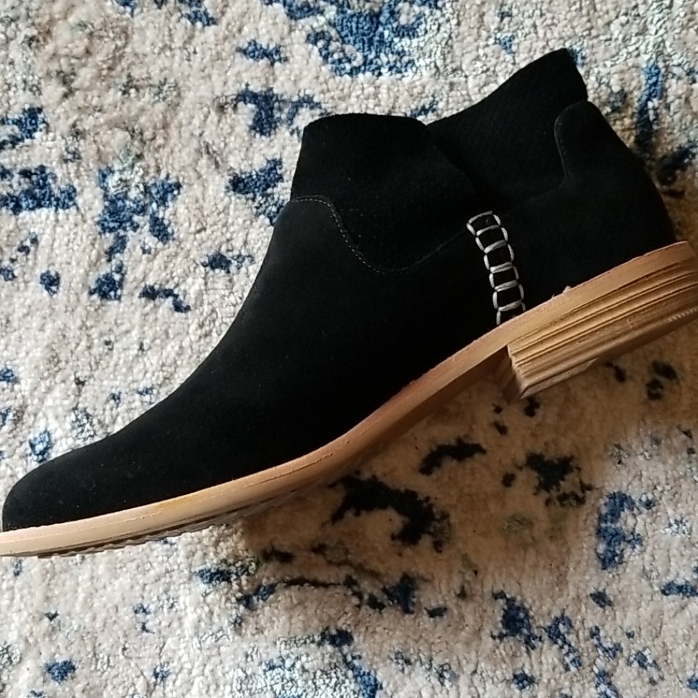 Clarks Booties - Picture 4 of 4